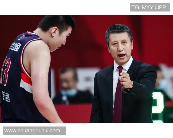 厄德高引领新风潮助力球队崛起展现年轻球员的无限潜力与激情